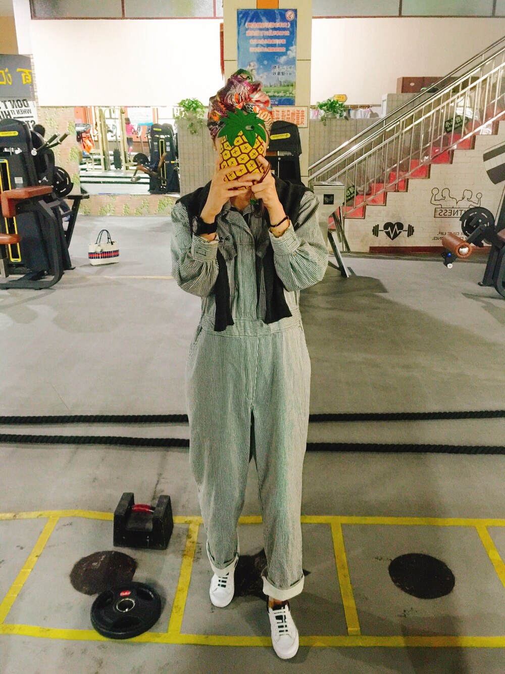 「DUNLOPのアイテム（つなぎ/オールインワン、ホワイト系）」を使った、逆鱗さん（レディース・166cm）の秋コーディネートの1枚目の写真