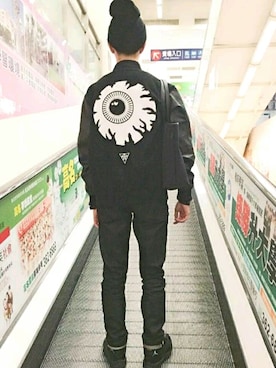 「REMIX（リミックス）のアイテム（パンツ）」を使った、游宗翰さん（メンズ・173cm）の冬コーディネート