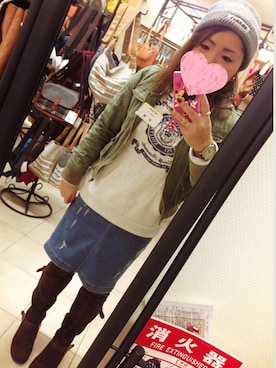 「Honeys（ハニーズ）のアイテム（その他アウター、グリーン系）」を使った、AYUMIさん（レディース・156cm）の冬コーディネート