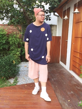 「H&M（エイチ・アンド・エム）のアイテム（ニットキャップ/ビーニー、ピンク系）」を使った、陳騷さん（メンズ・187cm）の秋コーディネート