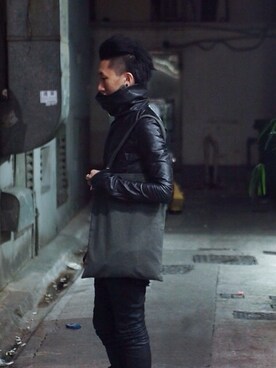 HinsonNg使用「EKAM（Ekam 026 Leather Jacket）」的時尚穿搭