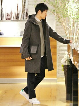 「ホワイトスニーカー」｜「アイテム（その他アウター）」を使った、EDIFICE横浜店スタッフ2さん（メンズ・168cm）の秋コーディネート