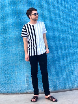 「ICNY（アイシーエヌワイ）のアイテム」を使った、Ian Michael Crummさん（メンズ・178cm）の夏コーディネート