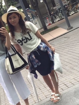 「帽子」｜「アイテム（クラッチバッグ）」を使った、まやっこさん（レディース・156cm）の夏コーディネート