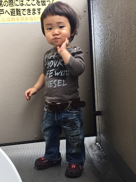 「DIESEL KIDS」｜「アイテム（サンダル）」を使った、JOE COOLさん（キッズ・80cm）の夏コーディネート
