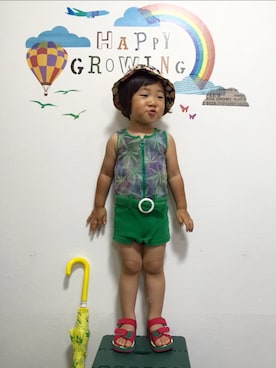 「BOOFOOWOO」｜「アイテム（オールインワン・サロペット）」を使った、JOE COOLさん（キッズ・90cm）の夏コーディネート