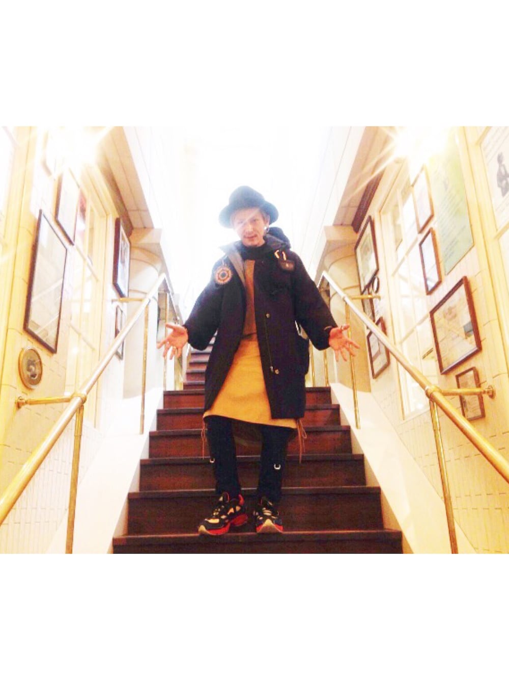 「blackmeans、RAF SIMONS、FACETASM、つばひろハット」｜「RAF SIMONSのSNEAKER（スニーカー、その他）」を使った、YUKIYA UENOさん（メンズ・169cm）の春コーディネートの1枚目の写真