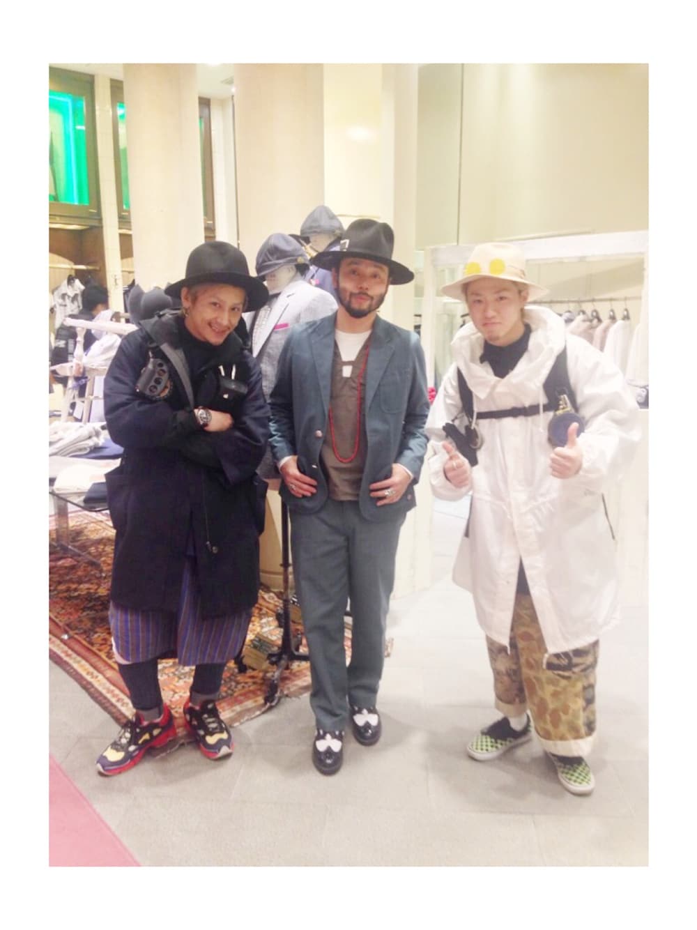 「poggy、united arrows、UA and SONS、FACETASM、RAF SIMONS」｜「RAF SIMONSのSNEAKER（スニーカー、その他）」を使った、YUKIYA UENOさん（メンズ・169cm）の春コーディネートの1枚目の写真