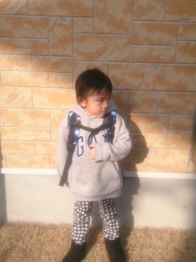 「SUPERMAN（スーパーマン）のアイテム」を使った、RinRinさん（キッズ・100cm）の冬コーディネート