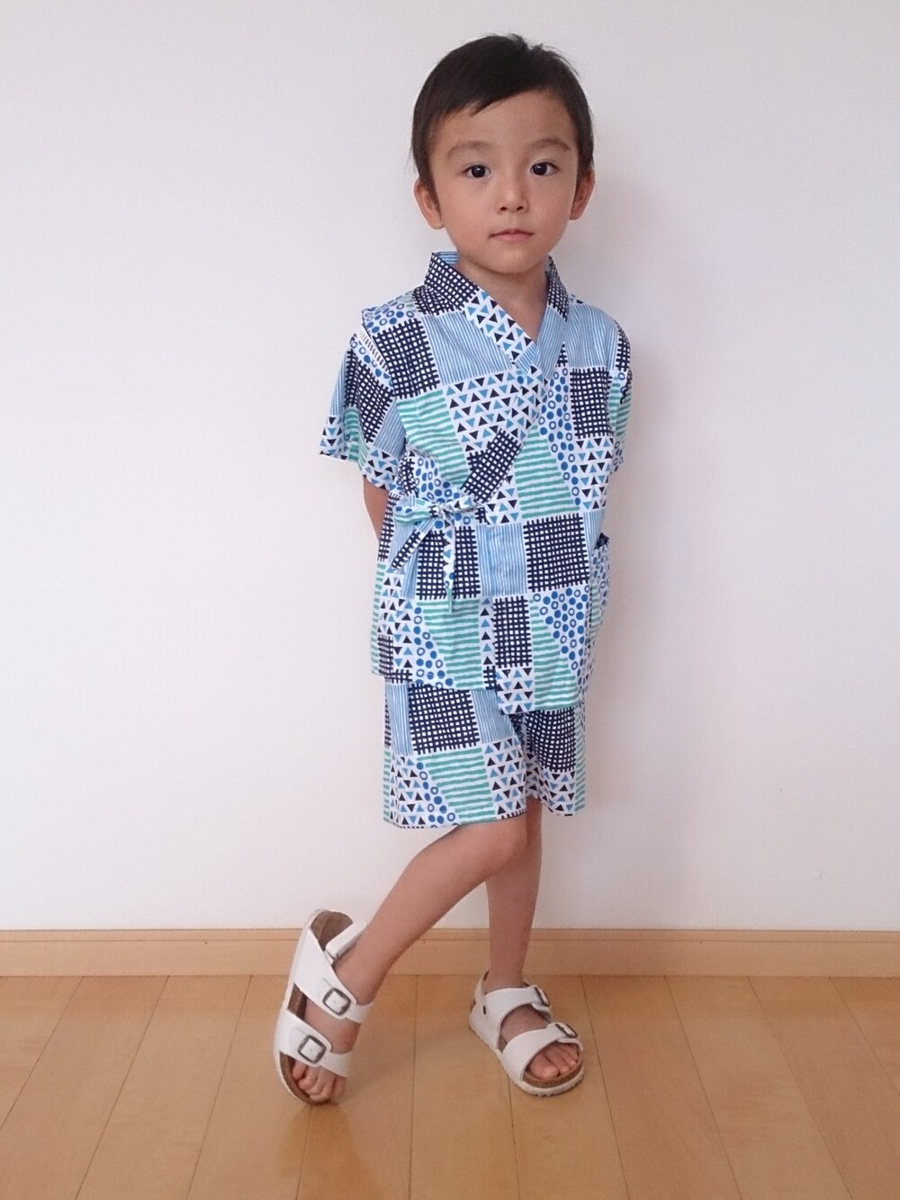 「夏の日の2016  甚平、浴衣で夏祭り！、甚平、サンダル、キッズコーデ、男の子、4歳、夏コーデ、お祭りコーデ、浴衣×甚平、かき氷」｜「♪かき氷♪のアイテム（その他、グリーン系）」を使った、RinRinさん（キッズ・100cm）の夏コーディネートの1枚目の写真