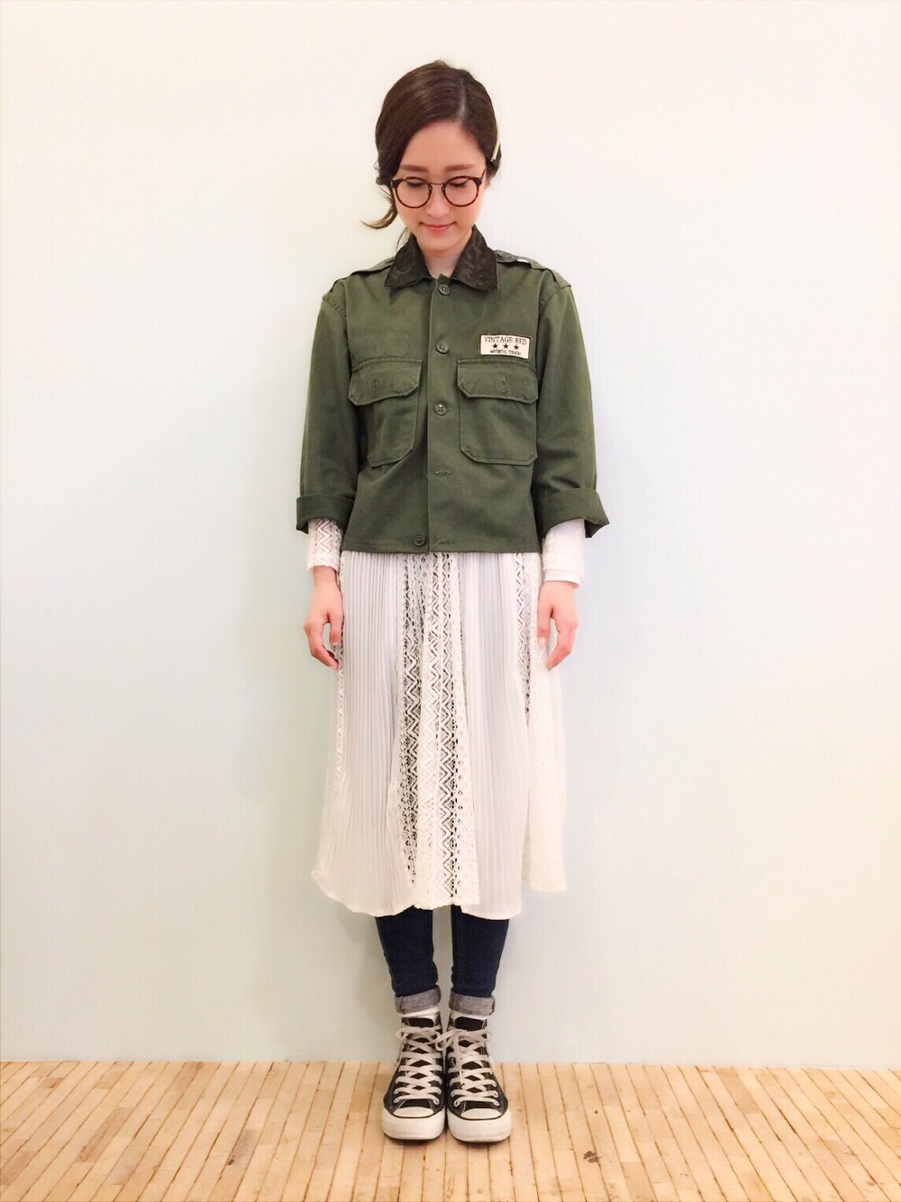 「kolmio、春ワンピ、ミニタリー、めがね、レースワンピース、レース、converse、デニム、nail 」｜「kolmioのアイテム（その他、その他）」を使った、△kolmio+LIM△さん（レディース・157cm）の春コーディネートの1枚目の写真