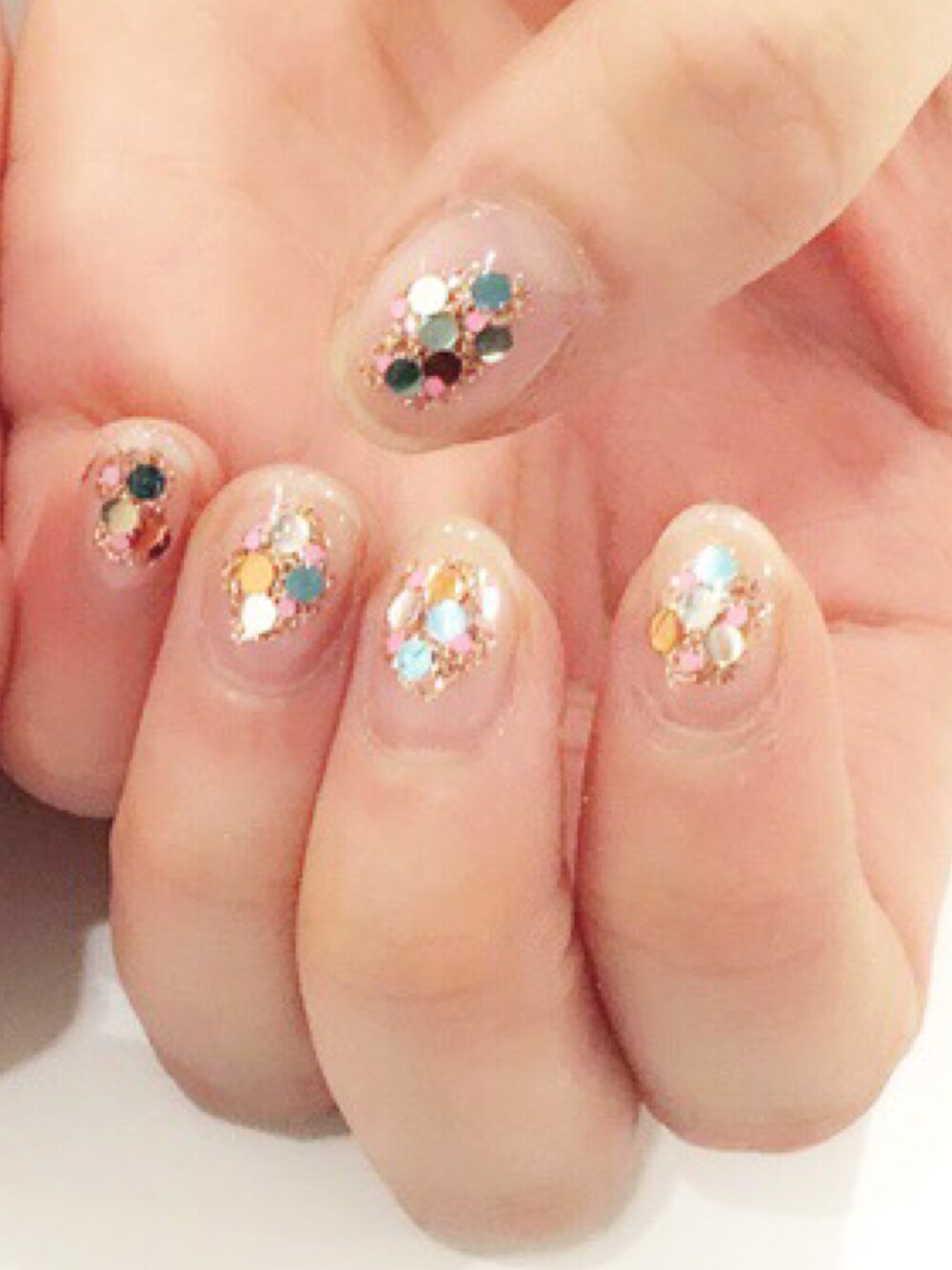 「kolmio、oizunail、キラキラ、ホロ」｜「kolmioのアイテム（その他、その他）」を使った、△kolmio+LIM△さん（レディース・157cm）の春コーディネートの1枚目の写真