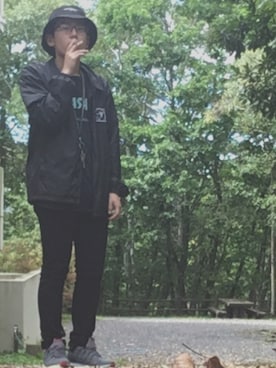 「AIR MAX」｜「アイテム（ナイロンジャケット）」を使った、大樹さん（メンズ・163cm）の秋コーディネート