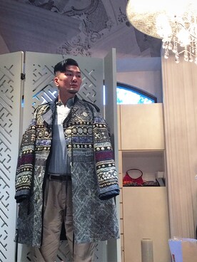「DRIES VAN NOTEN（ドリスヴァンノッテン）のアイテム（トレンチコート）」を使った、dannyshihさん（メンズ・175cm）の秋コーディネート