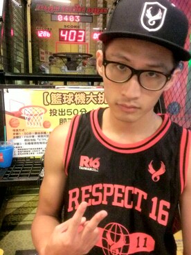 「REMIX（リミックス）のアイテム（その他）」を使った、陳立威さん（メンズ・179cm）の冬コーディネート