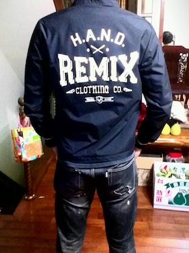 「REMIX（リミックス）のアイテム（その他）」を使った、陳立威さん（メンズ・179cm）の冬コーディネート