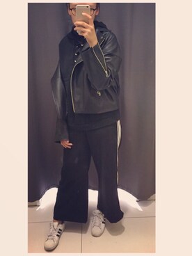 「BLACK BY MOUSSY（ブラックバイマウジー）のアイテム（ライダースジャケット）」を使った、acowhiteさん（レディース・167cm）の秋コーディネート