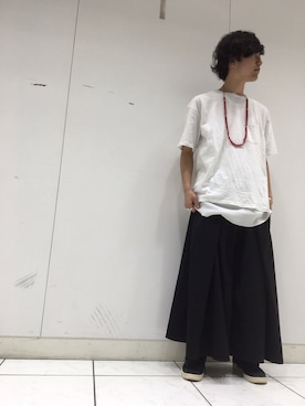 「SPINNS（スピンズ）のアイテム（Tシャツ/カットソー、ホワイト系）」を使った、SPINNS広島店さんの春コーディネート