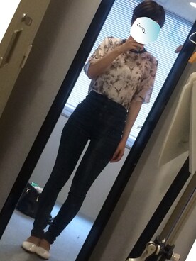 「H&M（エイチ・アンド・エム）のアイテム（Tシャツ/カットソー、ホワイト系）」を使った、ぽにょさん（レディース・165cm）の夏コーディネート