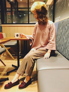 「ジョカーパンツ」｜「アイテム（アクセサリー）」を使った、kumiosadaさん（レディース・155cm）の秋コーディネート