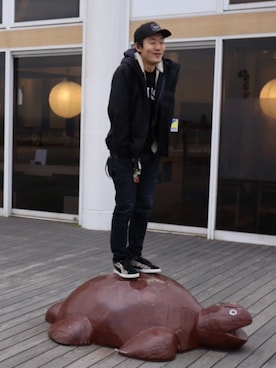 「PUMA」｜「アイテム（マウンテンパーカー）」を使った、やまむらしょへさん（メンズ・177cm）の冬コーディネート