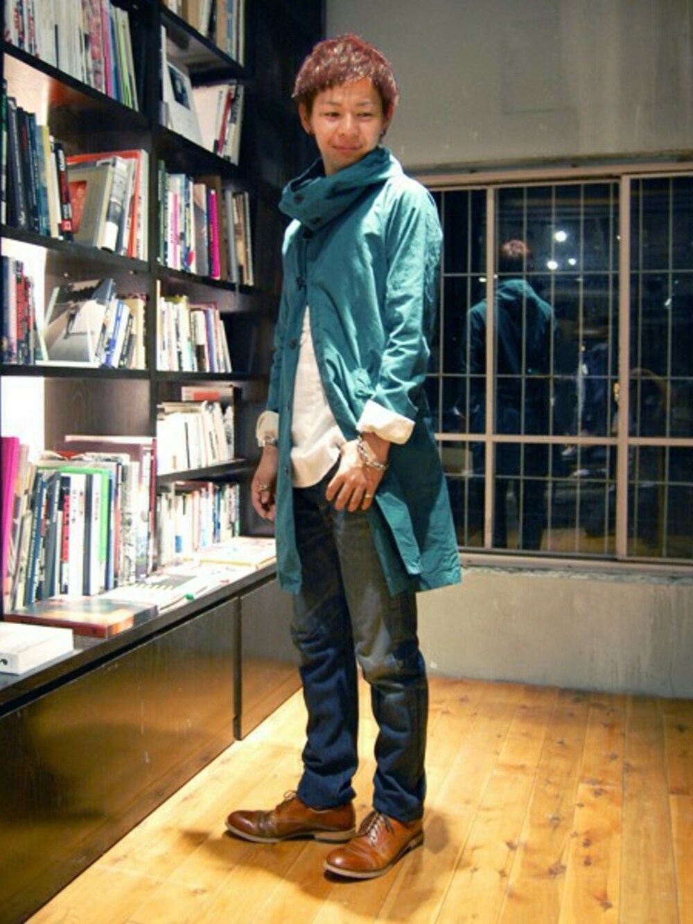 「Johnbull Private laboのクラシックシャツ（13300）（シャツ/ブラウス、ホワイト系）」を使った、Johnbull Private laboさん（メンズ・174cm）の夏コーディネートの1枚目の写真