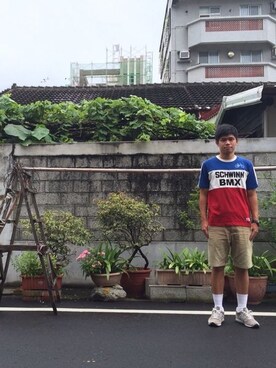「PROVIDERのアイテム（パンツ）」を使った、Vedranさん（メンズ・171cm）の秋コーディネート