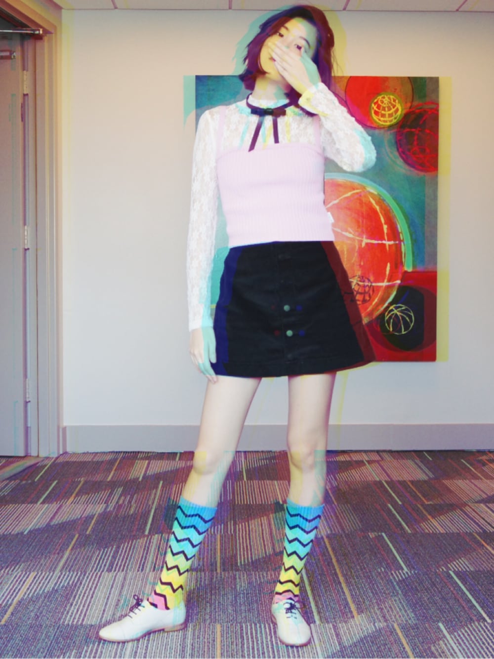 「ootd、レース、レーストップス、青文字系、ユニフ、くつした、派手靴下、ミニスカート、アメアパ、ザラ」｜「American Apparelのアイテム（スカート、ブラック系）」を使った、Natsuki Tanakaさん（レディース・171cm）の秋コーディネートの1枚目の写真