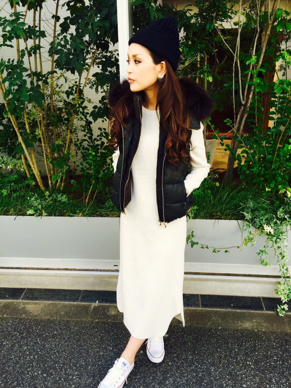 TATRASのダウンベスト（グリーン系）を使った人気ファッション