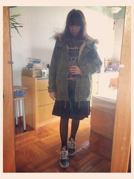 「VANS（バンズ）のアイテム（スニーカー、ブラック系）」を使った、CherryChanさん（レディース・150cm）の冬コーディネート
