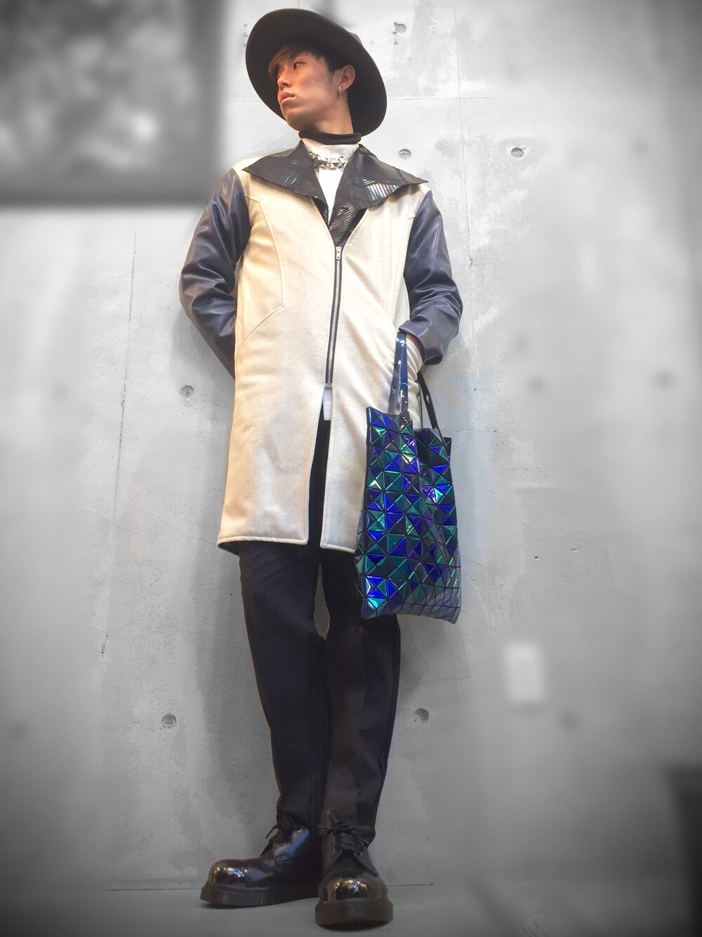 ISSEY MIYAKEのライダースジャケットを使ったメンズ人気ファッション 