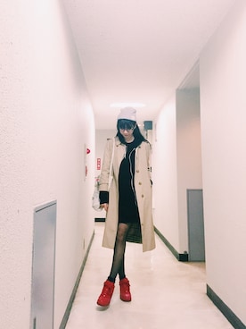 「NIKE（ナイキ）のアイテム（スニーカー、レッド系）」を使った、MISAKIさん（レディース・176cm）の春コーディネート