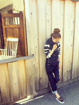 「TODAYFUL（トゥデイフル）のアイテム（サロペット/オーバーオール）」を使った、yurieさん（レディース・156cm）の秋コーディネート
