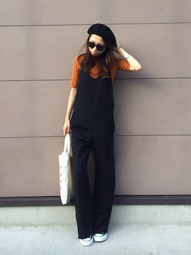 「NINE（ナイン）のアイテム（つなぎ/オールインワン）」を使った、yurieさん（レディース・156cm）の秋コーディネート