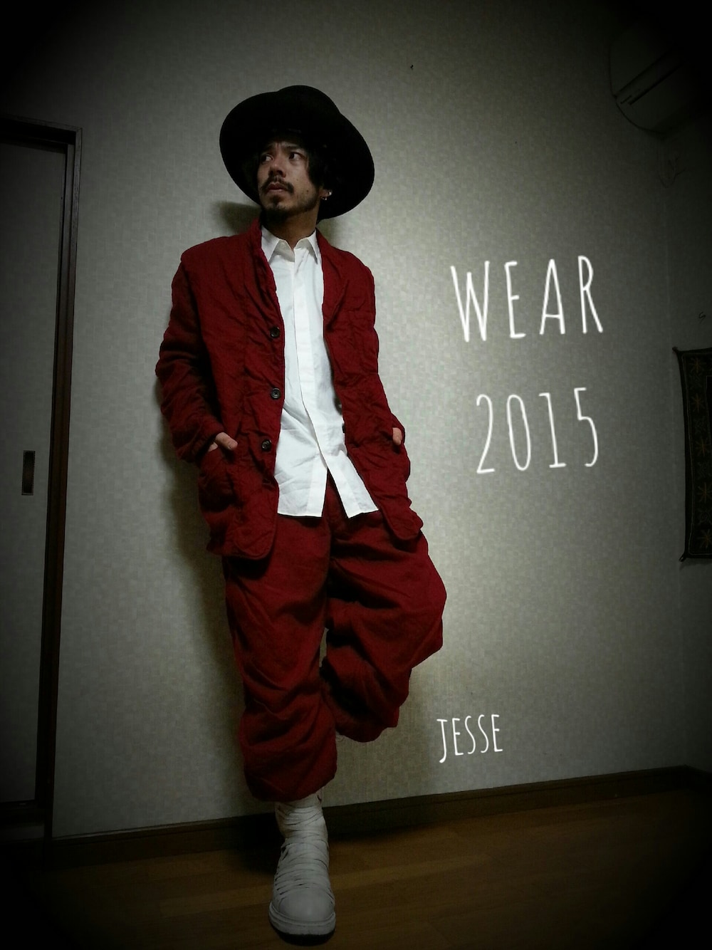「紅白カラー2015」｜「Yohji Yamamotoのアイテム（テーラードジャケット、レッド系）」を使った、jesse@heIkさん（メンズ・171cm）の冬コーディネートの1枚目の写真