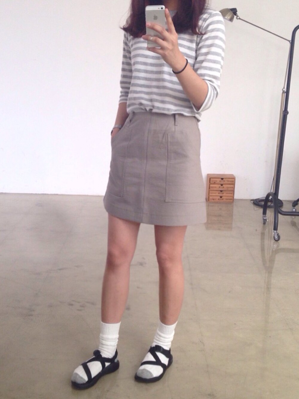 「daily look、sandal、chaco、stripe、skirt、UNIQLO、minimal、데일리룩、ootd」｜「Chacoのアイテム（サンダル、ブラック系）」を使った、marchaさん（レディース・167cm）の夏コーディネートの1枚目の写真