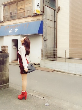 「アイテム（ブーティ、レッド系）」を使った、かなさん（レディース・156cm）の秋コーディネート