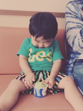 「Lee（リー）のKIDS LeeロゴＴシャツ（Tシャツ/カットソー、グリーン系）」を使った、heroさん（キッズ・90cm）の夏コーディネート