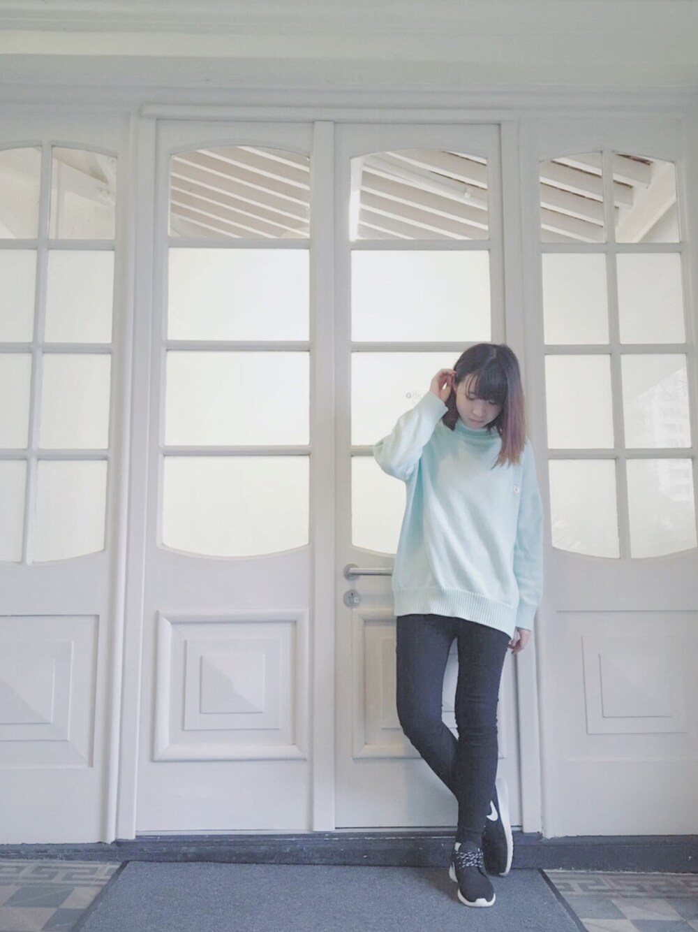 「春、Hong Kong、hkgirl、casual」｜「NIKEのアイテム（スニーカー、ブラック系）」を使った、PPさん（レディース・160cm）の春コーディネートの1枚目の写真