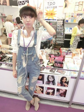 「TAIPEI」｜「アイテム（つなぎ/オールインワン）」を使った、Mikiyoさん（レディース・167cm）の秋コーディネート