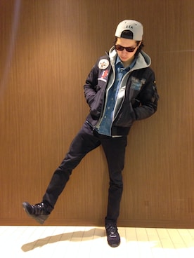 「あけおめ」｜「アイテム（パンツ）」を使った、Kenichiさん（メンズ・177cm）の冬コーディネート