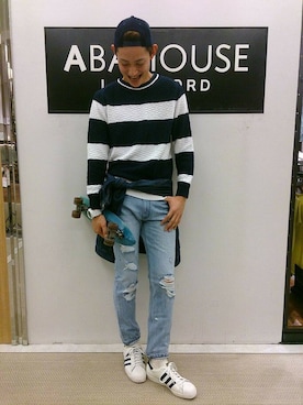 「abahouse」｜「アイテム（デニムジャケット）」を使った、實川健太さん（メンズ・184cm）の冬コーディネート
