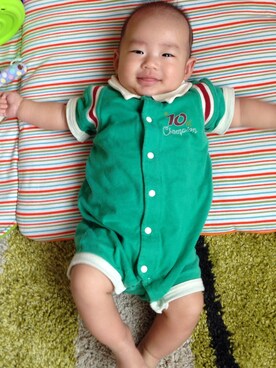 「F.O.KIDS（エフオーキッズ）のアイテム（Rompers、グリーン系）」を使った、yukikiさん（レディース・60cm）の秋コーディネート
