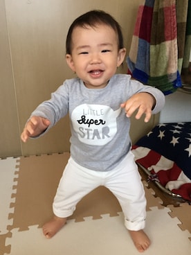 「H&M（エイチ・アンド・エム）のアイテム（T Shirts、グレー系）」を使った、yukikiさん（レディース・60cm）の春コーディネート