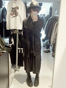 「原宿」｜「アイテム（ミリタリージャケット）」を使った、KMKSTAFFさん（メンズ・175cm）の秋コーディネート