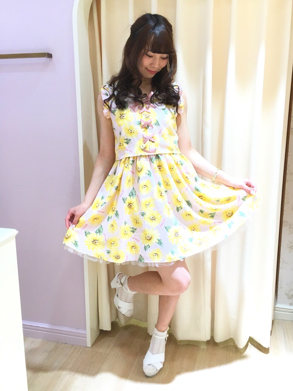「夏、ガーリー、ワンピース、ひまわり柄、ピンク、セーラーカラー」｜「Ank Rougeのアイテム（ワンピース、ピンク系）」を使った、m a y u さん（レディース・158cm）の春コーディネートの1枚目の写真