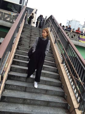 「SM2（エスエムツー）のアイテム（その他パンツ、ブラック系）」を使った、小麦色kikiさん（レディース）の冬コーディネート