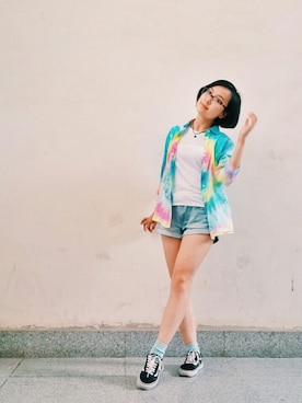 「VANS（バンズ）のアイテム（スニーカー、ブラック系）」を使った、craziestcandiさん（レディース・162cm）の夏コーディネート