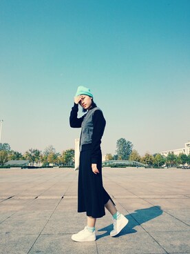 「NIKE（ナイキ）のアイテム（スニーカー、ホワイト系）」を使った、craziestcandiさん（レディース・162cm）の秋コーディネート