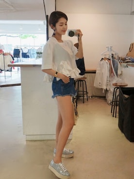 「11am」｜「アイテム（スニーカー）」を使った、11AMさん（レディース・164cm）の夏コーディネート